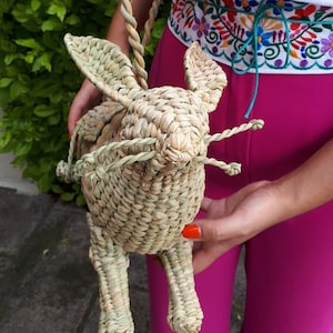 Mexico wicker bag, Easter Bunny wicker basket , Rabbit Rattan bag, Mexican palm, Vintage bunny wicker, Straw Knit Bunny, Rattan summer bag