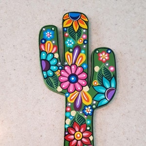 Wooden nopal cacti, Mexican Wood cactus, Southwestern hand painted Wood nopal, Texas Mexico succulent, Alebrije wooden Nopal Folk Art flower