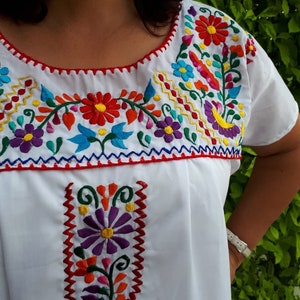 Embroidered plus size Mexican Dress, White mexican light dress, Mexican embroidery dress, Mexico Bridesmaid, Mexican Vintage dress plus size image 2