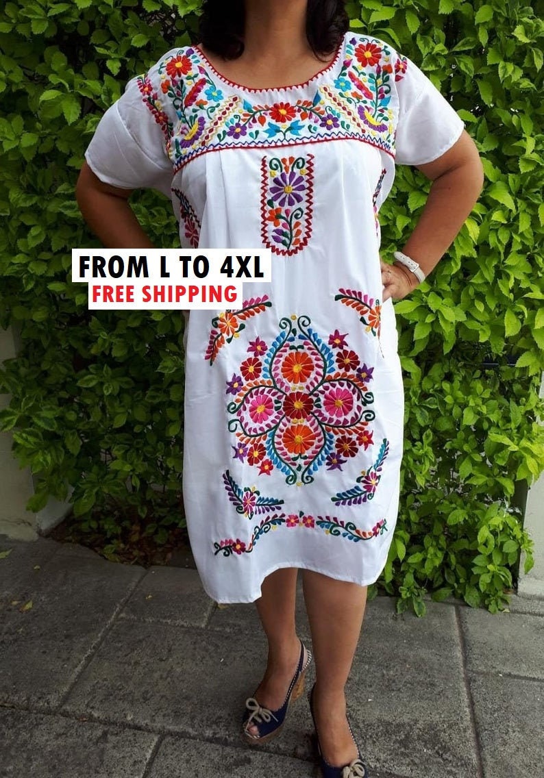 Embroidered plus size Mexican Dress, White mexican light dress, Mexican embroidery dress, Mexico Bridesmaid, Mexican Vintage dress plus size image 1