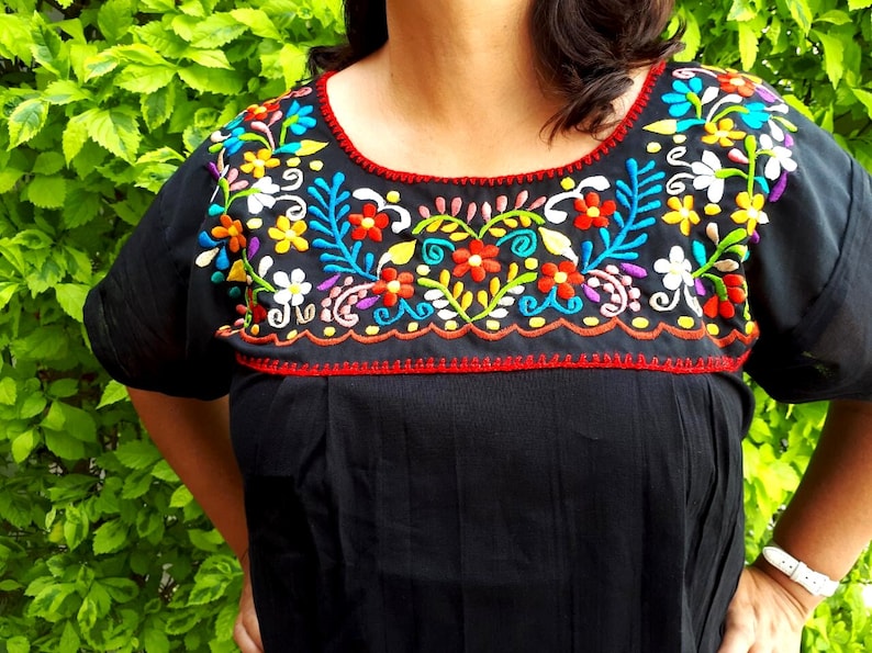 Mexican Embroidery Blouse, Mexican black blouse, Mexican embroidered top, Vintage mexican blouse, Mexico floral blouse,Mexico peasant blouse image 8