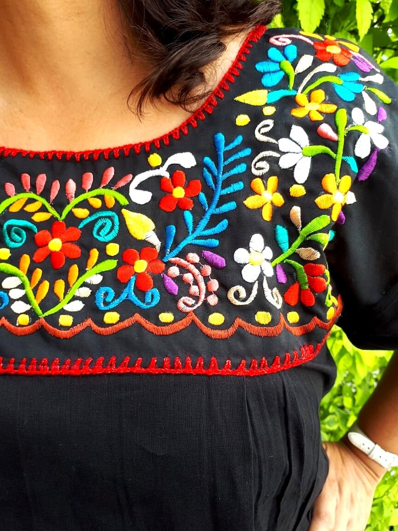 Mexican Embroidery Blouse, Mexican black blouse, Mexican embroidered top, Vintage mexican blouse, Mexico floral blouse,Mexico peasant blouse image 2