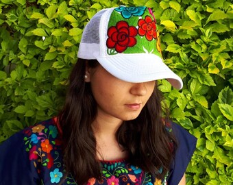 Mexican embroidered white cap, Embroidered mexican cap, Mexican Burgundy cap, Mexican Baseball cap, Mexican vintage cap, Flower trucker cap