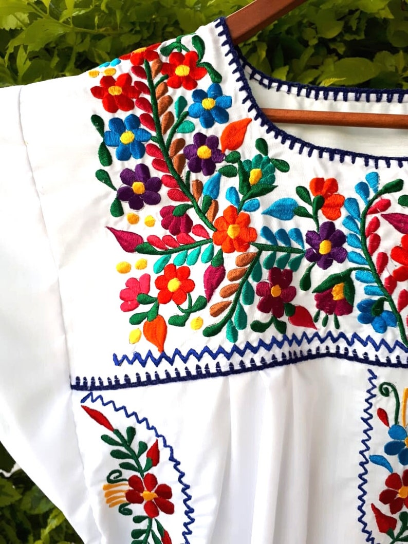 Embroidered plus size Mexican Dress, White mexican light dress, Mexican embroidery dress, Mexico Bridesmaid, Mexican Vintage dress plus size image 5