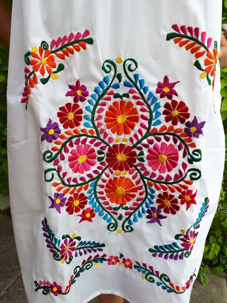 Embroidered plus size Mexican Dress, White mexican light dress, Mexican embroidery dress, Mexico Bridesmaid, Mexican Vintage dress plus size image 8