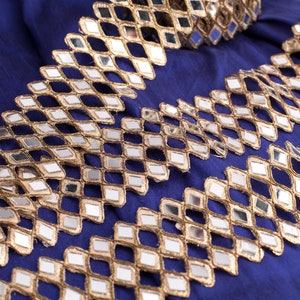 9.5 Yards Gold White Pearl Embellished Indian Zari Pankhi Scallop