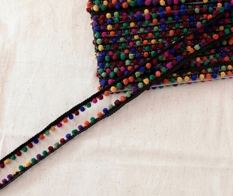 CABODYALS Quastenband 9,14m - Bunte Regenbogen-Fransen Für Näharbeiten