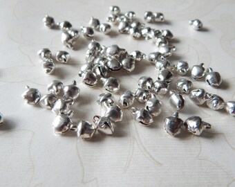 Mini Bells, 5mm Jingle Bells, White Metal Beads, Jewelry Charms, Christmas Tree Ornaments