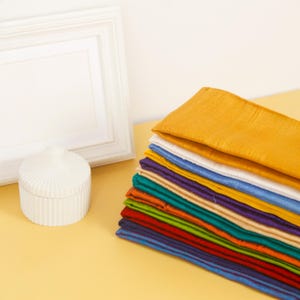 Pure Silk Fabric Bundle, Dupioni Silk Scraps, Silk Scraps, Fabric Remnants, Scrap Fabric Pack, Fat Quarters for Quilting, Sewing, Patchwork
