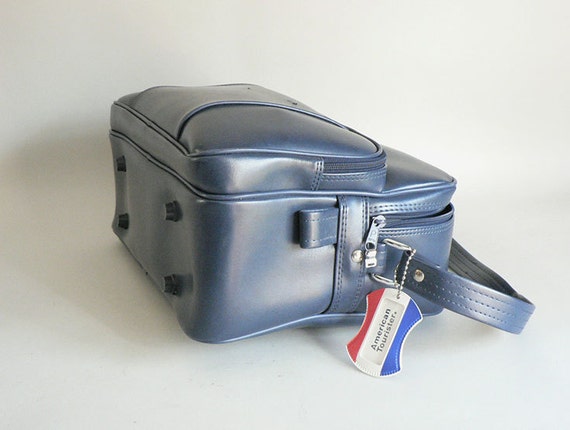 American Tourister Messenger Bag - image 1