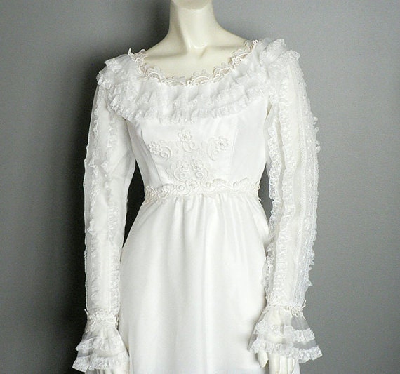 Prairie Style 1960s Wedding Dress White Lace , Sa… - image 1