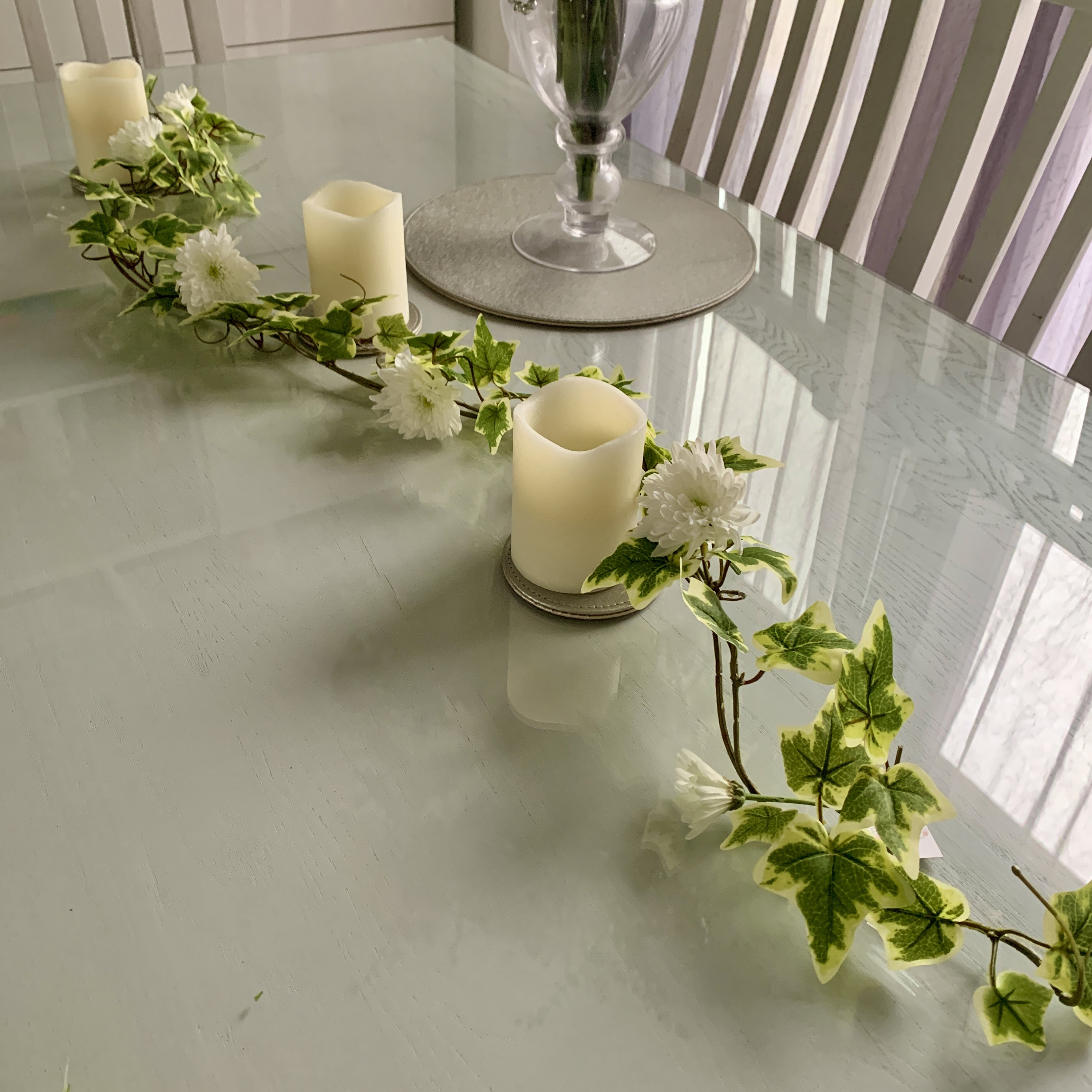 Elegant Variegated Ivy Garland Artificial Greenery for Wedding Elegant Variegated Ivy Garland Artificial Greenery for Wedding