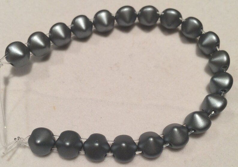 Tipp Beads 8mm Pastel Light Grey 2 Hole 25028 Czech Glass 20 Beads