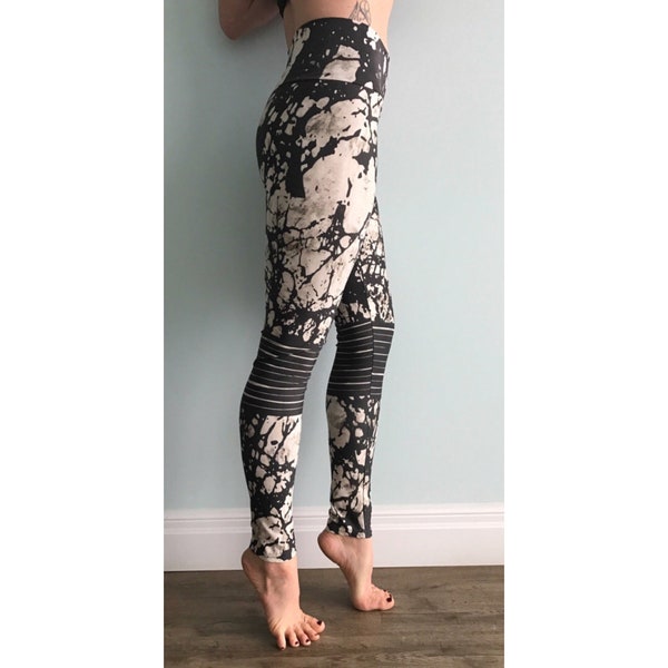 Marble Yoga Pants, Black and Platinum Yoga Pants, Yoga Pants, Fashion, Eco-friendly yoga pants, Yoga Leggings, Printed leggings