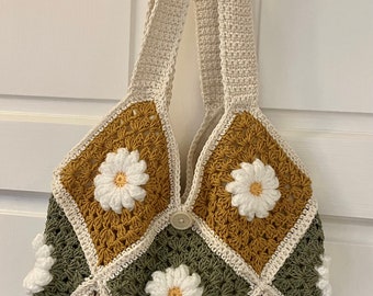 Handmade Daisy granny square bag / boho bag / festival bag /Hippy bag / shoulder bag