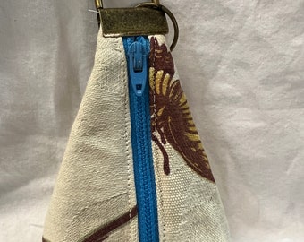 Keyfob and earbud bag