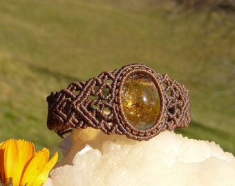 Handmade Macrame Citrine Bracelet Healing Crystal Jewelry, Meaningful Gift for Men or Women Spiritual Protection Bracelet.