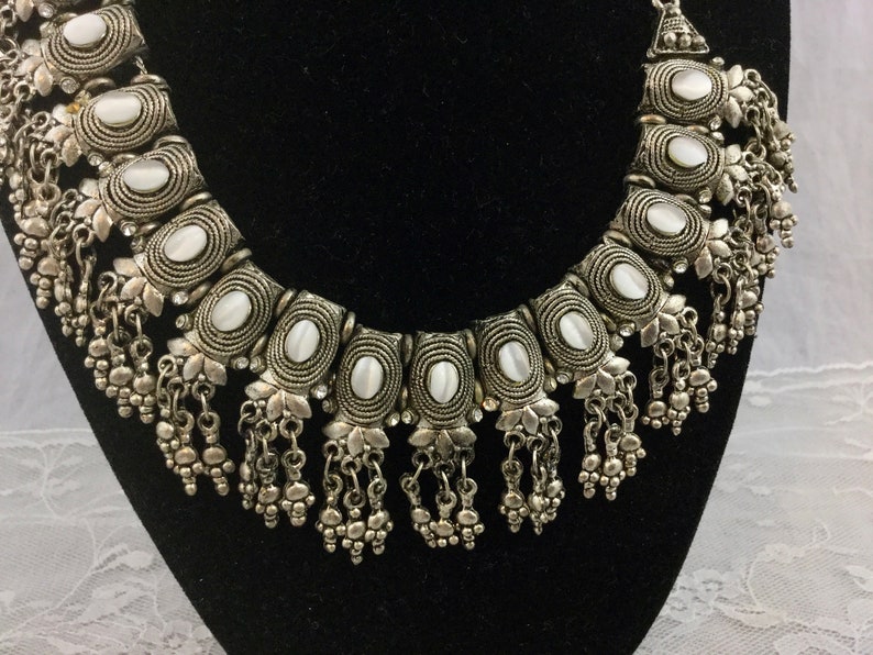 Vintage Silver Tone Metal Statement Bib Choker Necklace White Glass Bead Pendants Hanging Charms Fringe
