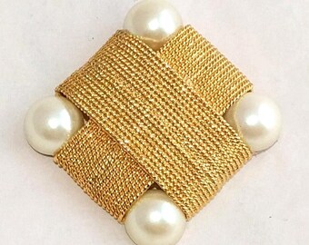 クリスチャンディオール　ヴィンテージ　ブローチ　1965 ドイツ製 ヘンケル&グロッセ 1965 ドイツ製 Chr Dior ヴィンテージ