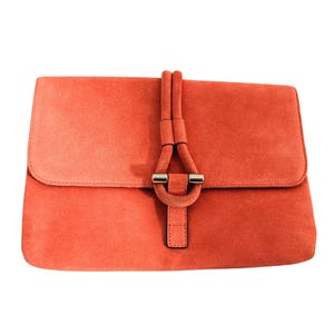 Pochette Tila March Romy - Daim orange brûlé, modèle à rabat, sac de soirée de créateur chic