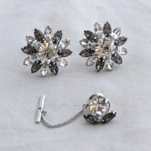 Cufflinks and tie pin - 2 tone crystal flowers