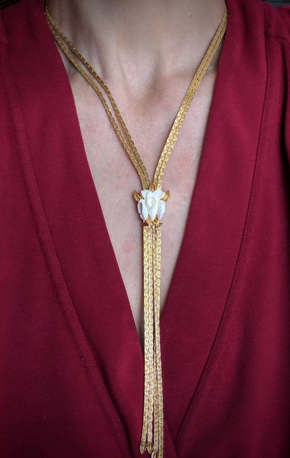 Vintage necklace - Carved White Rose D'ORLAN 4 st… - image 3