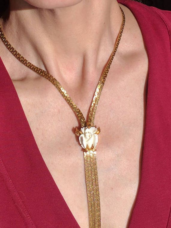 Vintage necklace - Carved White Rose D'ORLAN 4 st… - image 4