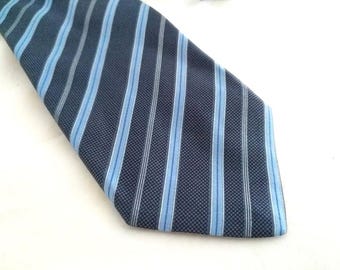Cravate en soie - Cravate Brioni à micro motif à rayures | Fait main en Italie, cadeau élégant pour homme, accessoires de luxe