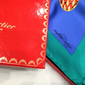Must de Cartier silk scarf in box, royal blue and turquoise green, hand-rolled hem - Rare Cartier Must de Cartier silk scarf, royal blue and turquoise, 81cm square, new in box