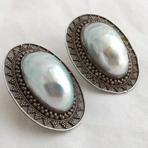 Vintage Baroque Pearl Earrings – Gray Drop Clip-Ons, Classic Statement Jewelry, Light Patina, 1.5” Elegant Dangle