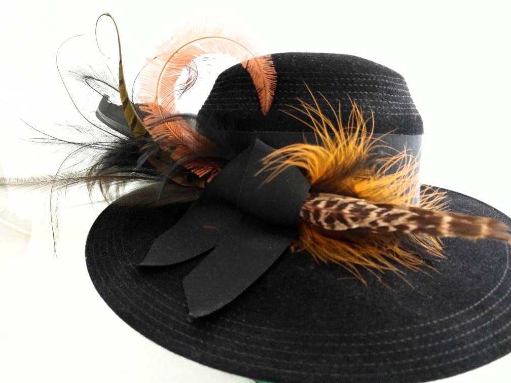 Vintage GEORGETTE Black Wide Brim Hat – Fur Felt, Feathered  display picture 1