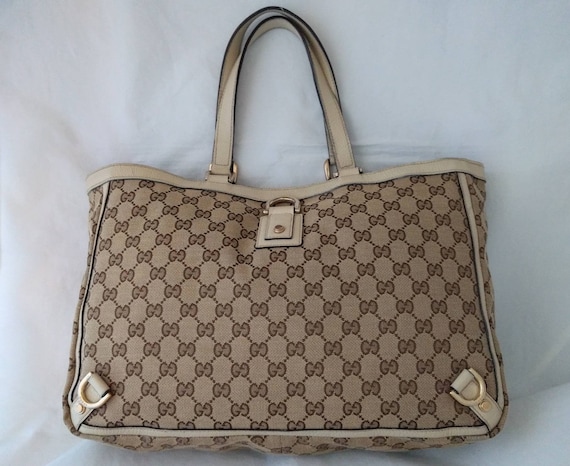 Gucci Abbey D Ring Tote Leather Medium at 1stDibs