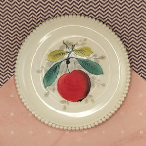 Vintage Westmorland Milchglas Milchglas Obstsalatteller w / Perlenrand, wie neu