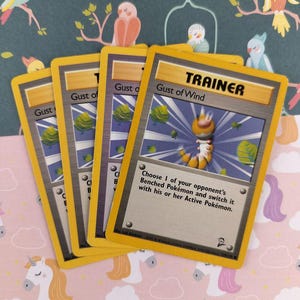 Vintage Comum - Conjunto/4 Rajada de Vento Conjunto Base 2 Cartas de Treinador Pokémon Não-Holo 120/130 - LP