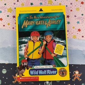 Vintage 1998 The New Adventures of Mary-Kate & Ashley: The Case of the Wild Wolf River