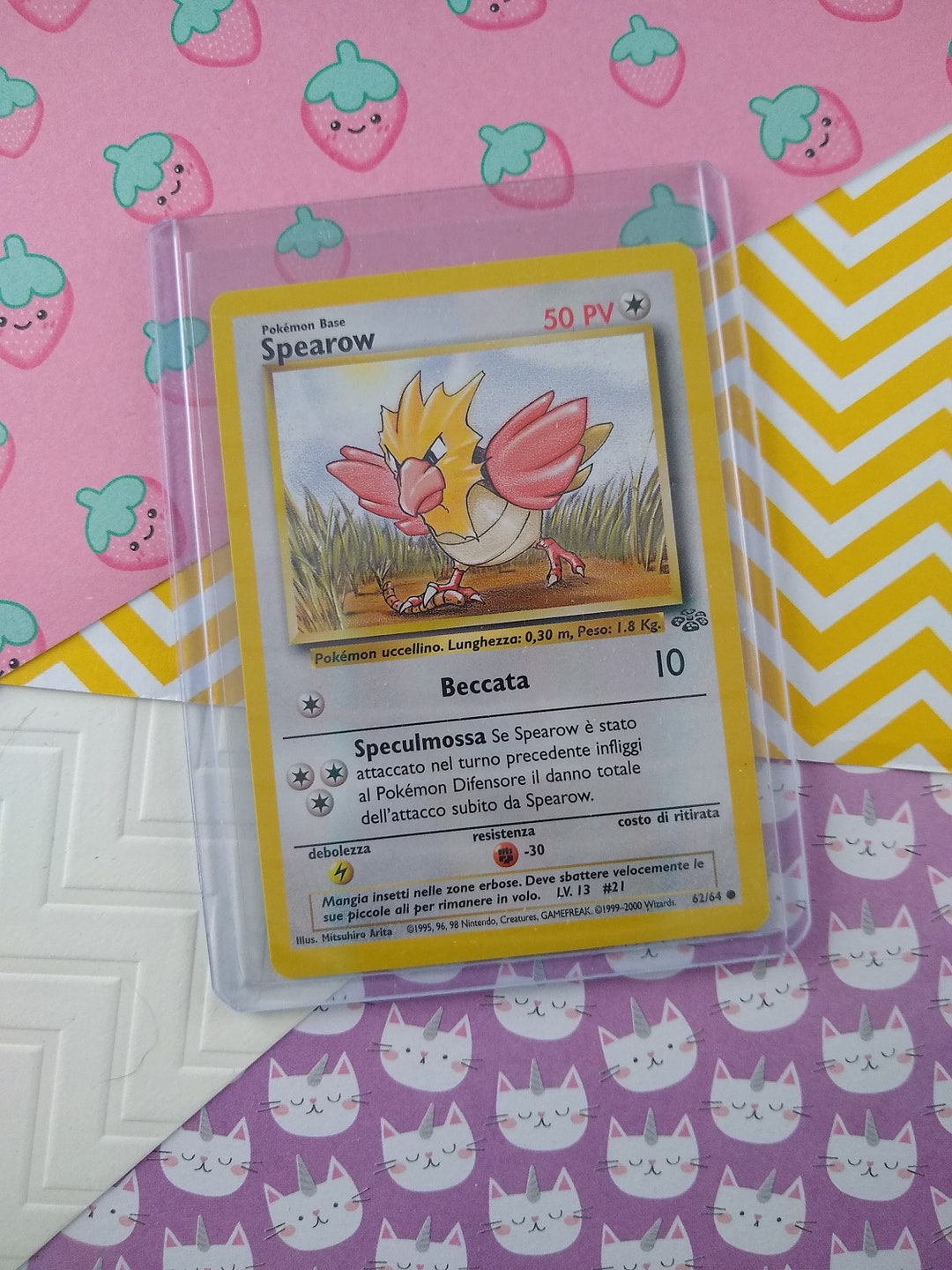 Jungle Comics, Graphic Graphic Novels Spearow Pokmon Card - Jungle Set  #62/64, Fighting Energy Type, Near Mint Condition Pokemon Card