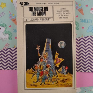 CLEARANCE Vintage 1969 Bantam Books "The Mouse on the Moon" by Leonard Wibberley, Nice & Clean