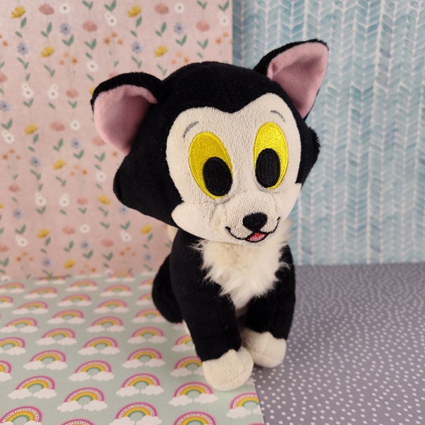 Vintage Walt Disney's Pinocchio "Figaro" Black & White Kitten Cat Plush Toy 6"