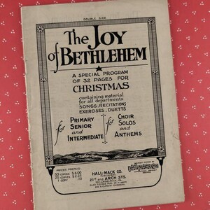 Folleto de tapa blanda con el programa especial de Navidad "La alegría de Belén" de 1972.