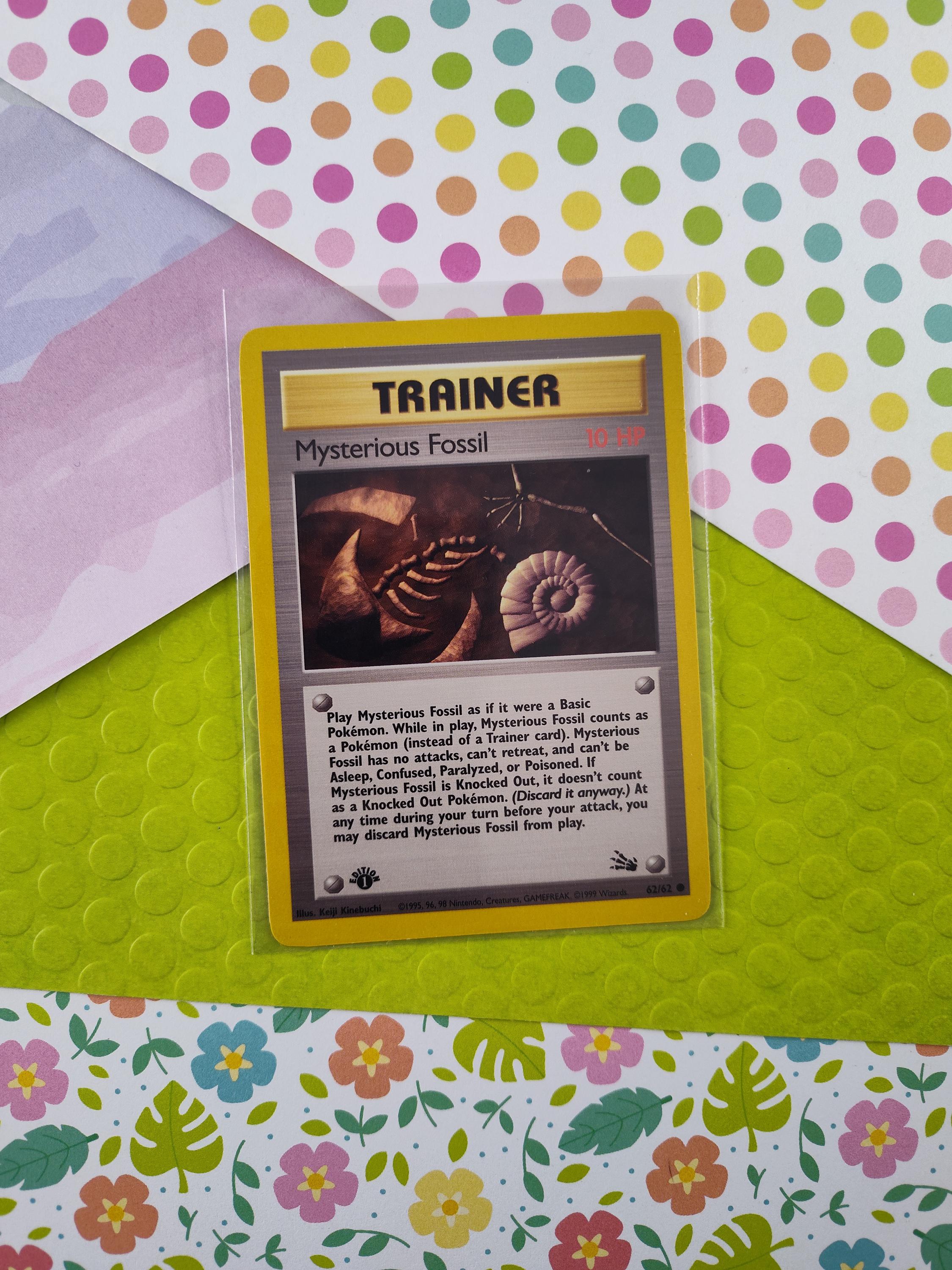 Vintage Common - 1st Edition Mysterious Fossil Pokemon Card 62/62 - VG (C)