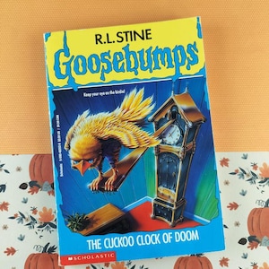 Vintage 1990's R.L. Stine Goosebumps #28, The Cuckoo Clock of Doom Softcover