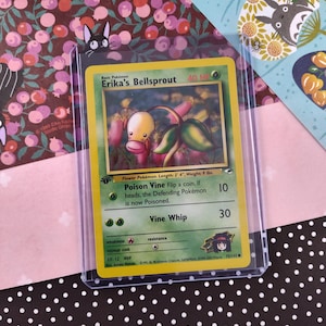 first edition bellsprout pokemon card Bellsprout Common – Jungle 49/64 Pokemon Card – CollexyLux – CollexyLux.dk main image 0