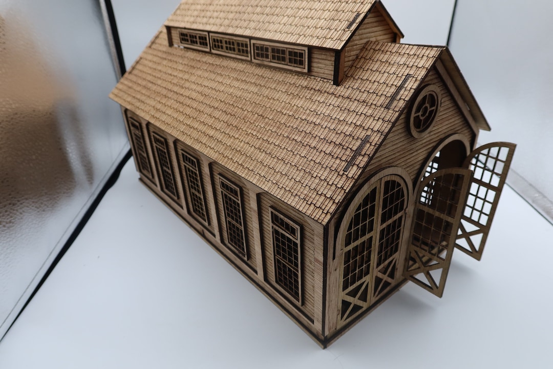 1:48 (O Scale) [kit] Engine Shed, Warehouse, Fire Station, Workshop ...