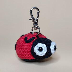Süße gehäkelter Marienkäfer /Ladybug &quot;Lady&quot;, Schlüsselanhänger Amigurumi, Natur, Glücksbringer, gehäkelte Tiere, Käfer, Geschenk
