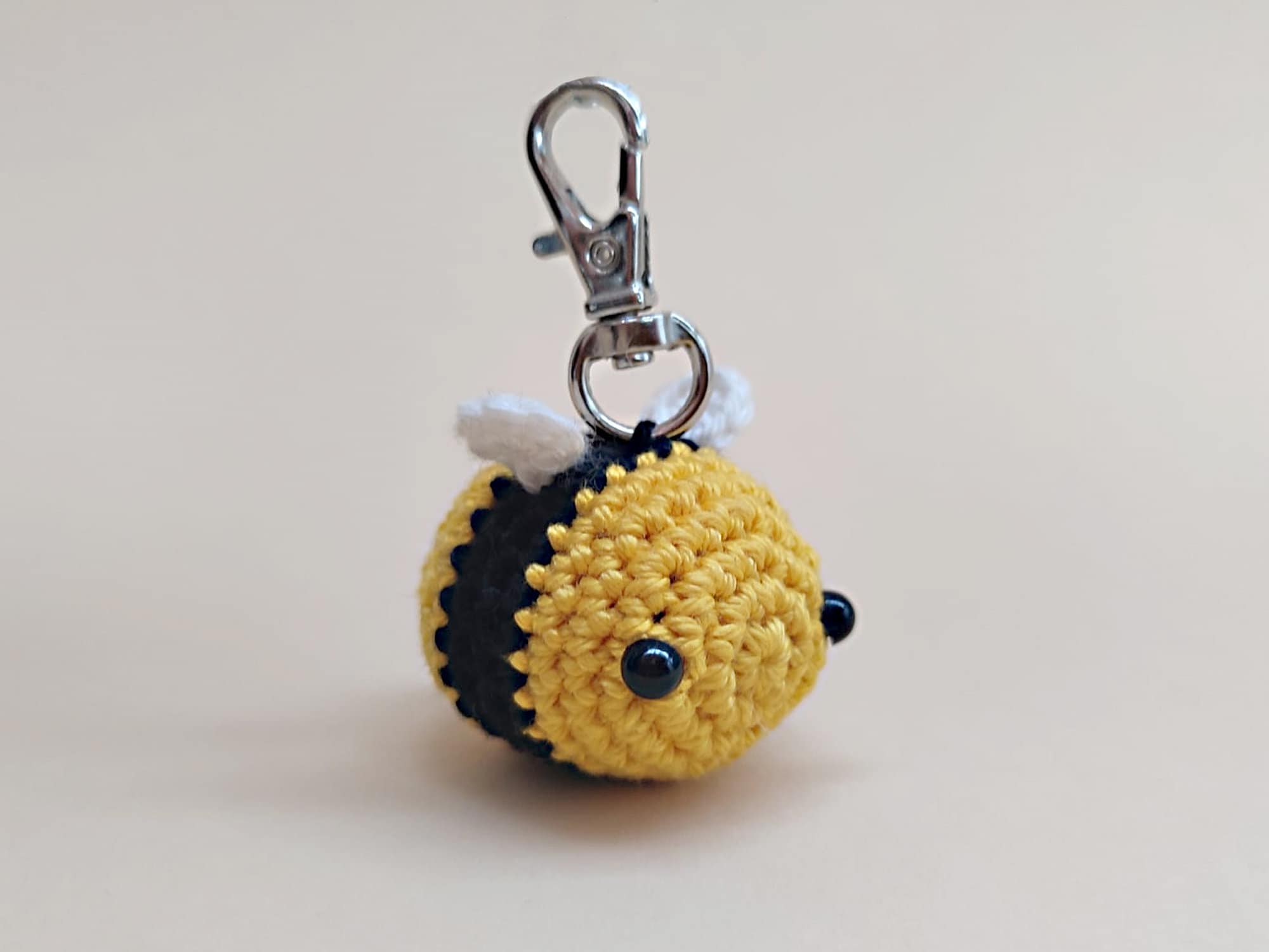 Gehäkelte Biene, Hummel Anhänger, Einschulung, Bienen Anhänger, gehäkelte Hummel, Amigurumi Tier