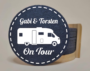 Geschenk für Camper, 10 personalisierte Camping-Untersetzer mit Wunschtext, Camping Deko, Wohnwagen und Wohnmobil Geschenk, Camping Gadget