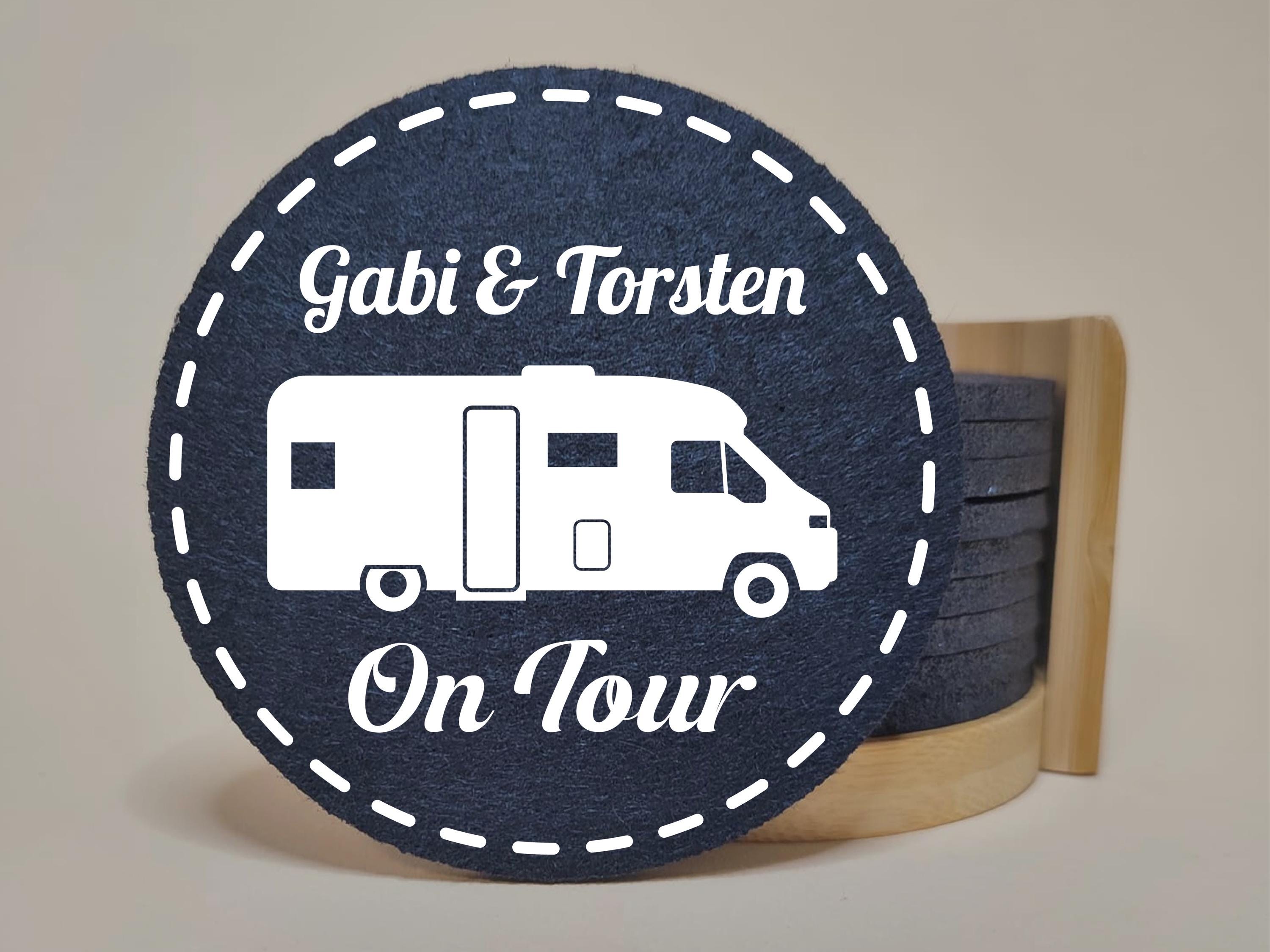 Geschenk für Camper, 10 personalisierte Camping-Untersetzer mit Wunschtext, Camping Deko, Wohnwagen und Wohnmobil Geschenk, Camping Gadget