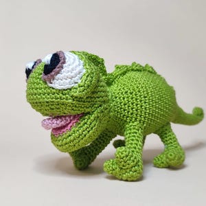 Gehäkeltes Chamäleon &quot;Chris&quot; als Kuscheltier oder Deko | Amigurumi Chamäleon | Handarbeit | Geschenk | Glücksbringer