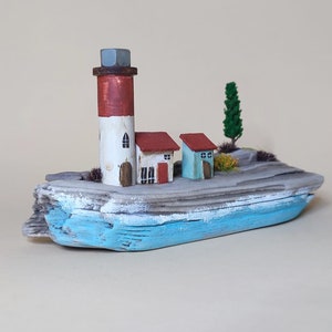 Leuchtturm auf Treibholz XS, Miniatur, maritim, Deko, Treibholz Deko, irisch, Irland, Treibholz Skulptur, Nordsee, Ostsee, Diorama