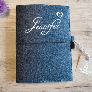 Personalisierte Filz Buchhülle, Filzhülle, Geschenkidee, Größe A5, personalisiertes Geschenk